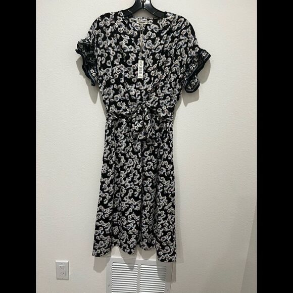 Max Studio Womens Floral Flutter Sleeve Midi Dress Black XS NWT $128 - Picture 1 of 3